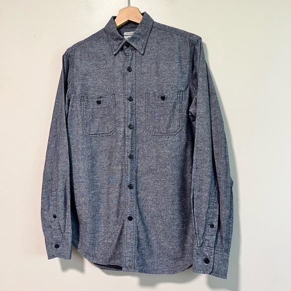 Old Navy Blue Button-Down Chambray Shirt - Men’s Size S - Picture 7 of 10